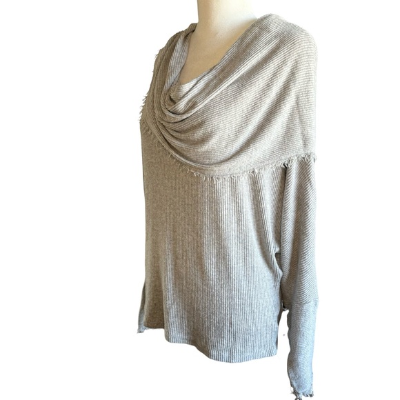 Gray Cowl Neck Sweater Sz XS/S - Picture 4 of 14